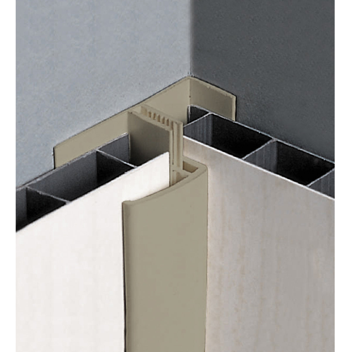 Profil de finition multi fonctions mur et plafond